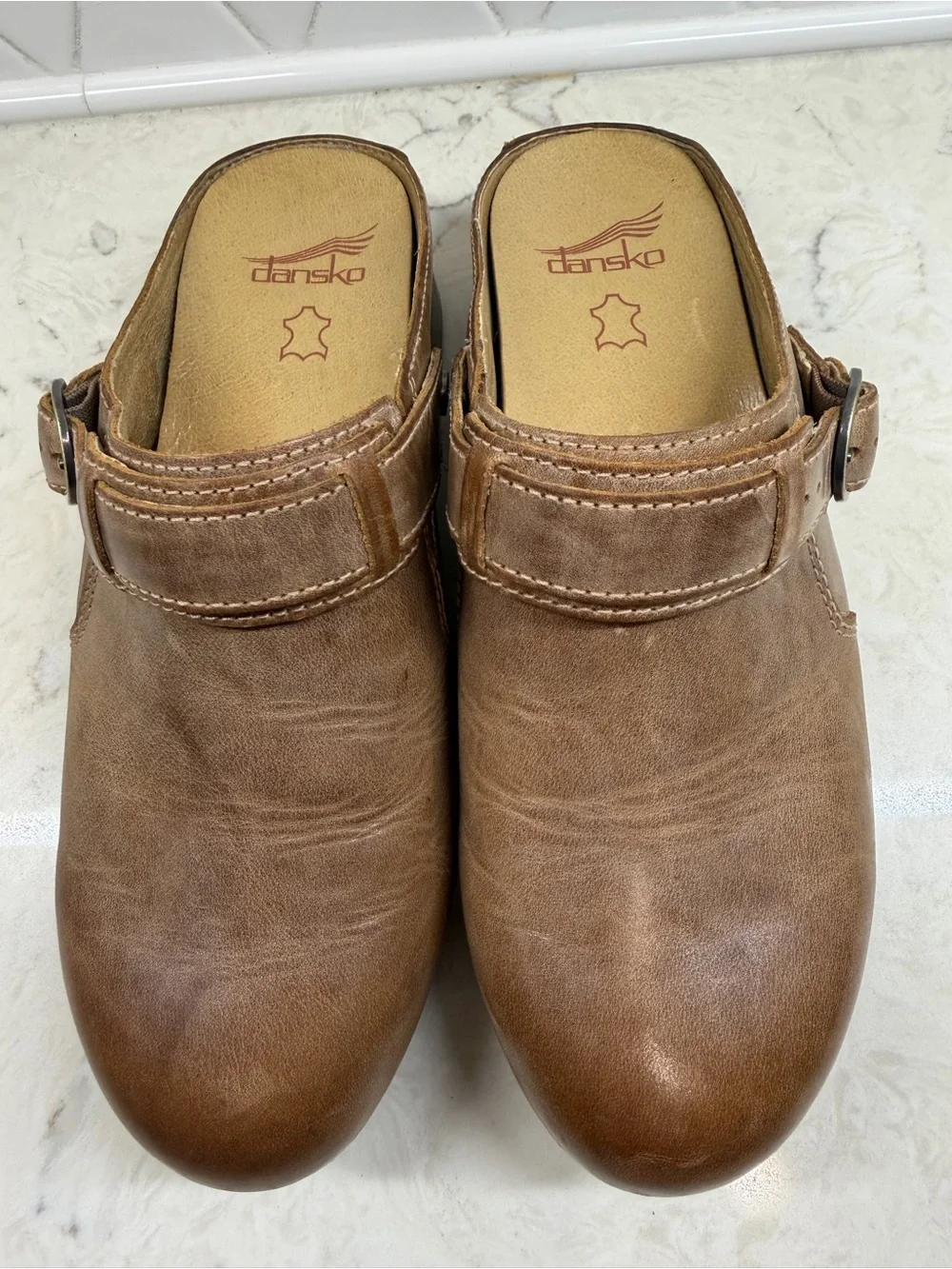 Dansko Pearson Brown Leather Clogs Size 37 with Buckle Excellent Condition